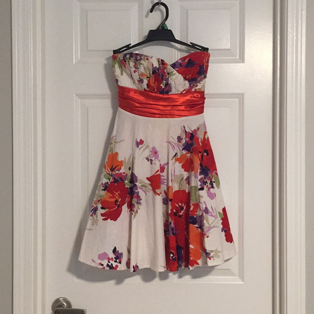 Strapless flower sundress